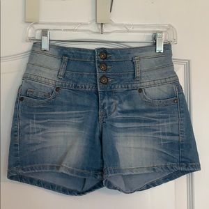 Medium Wash High-Waist Jean Shorts ☆